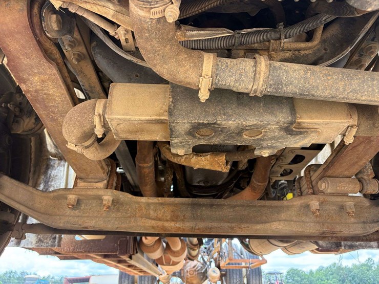 2017-freightliner-s2g-image-12