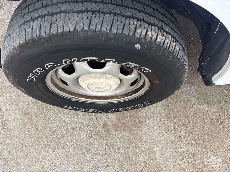 2016-ford-f150-image-21