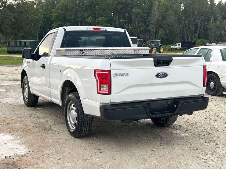 2015-ford-f150-image-2