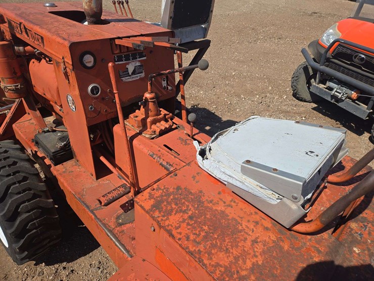 1970-ditch-witch-v30-image-12