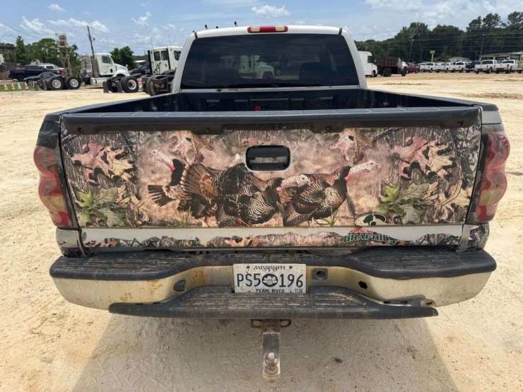 2006-chevrolet-silverado-1500-lt-image-6