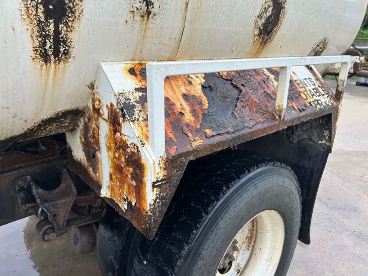 2007-ford-f750-image-14