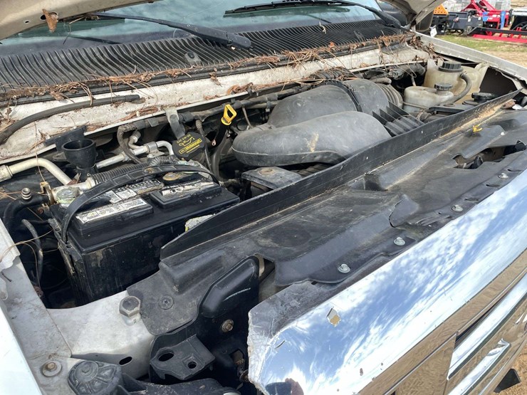 2013-ford-e350-xlt-image-8
