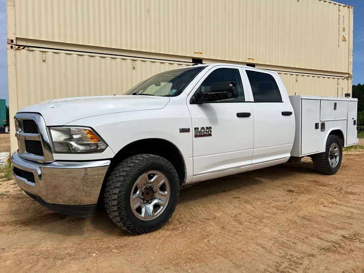 dodge-2500-image-1