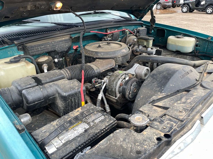 1994-chevrolet-silverado-1500-image-8