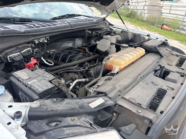 2016-ford-f150-image-9