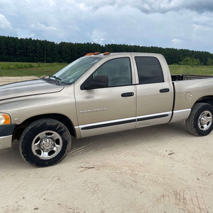 2004 DODGE RAM 2500
