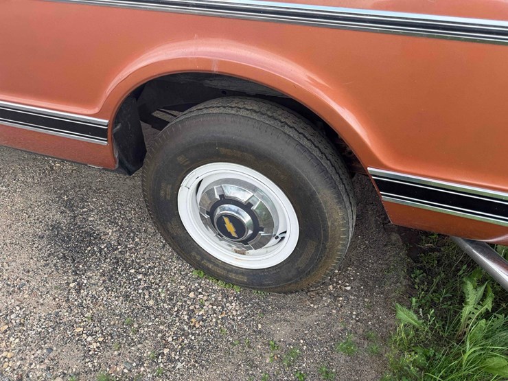 1970-chevrolet-c20-image-26