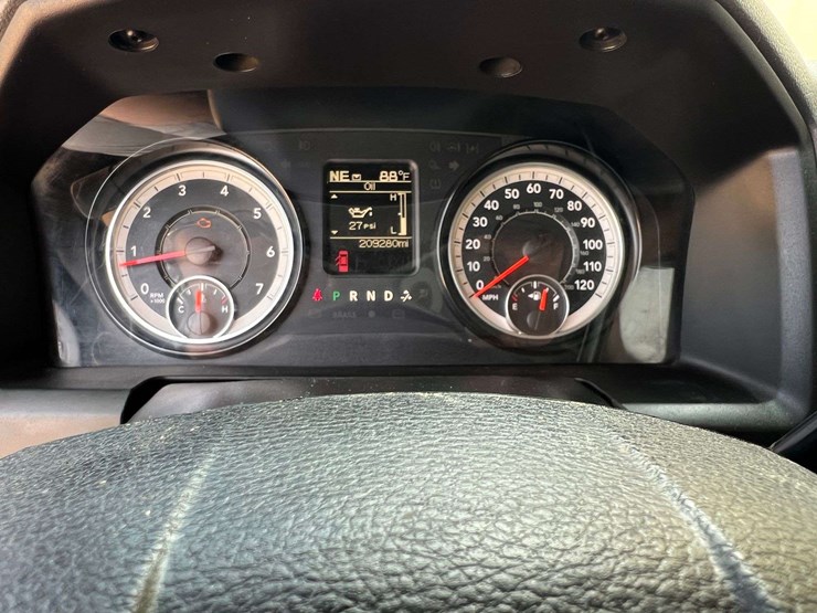 dodge-2500-image-32