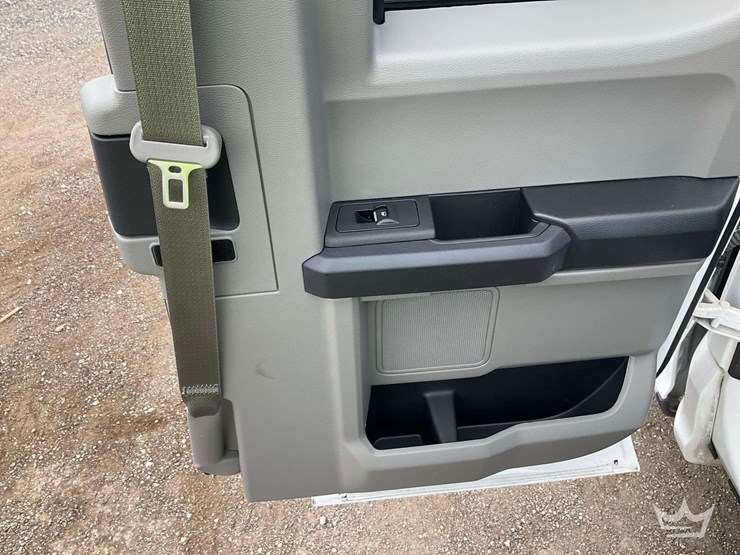 2016-ford-f150-image-25