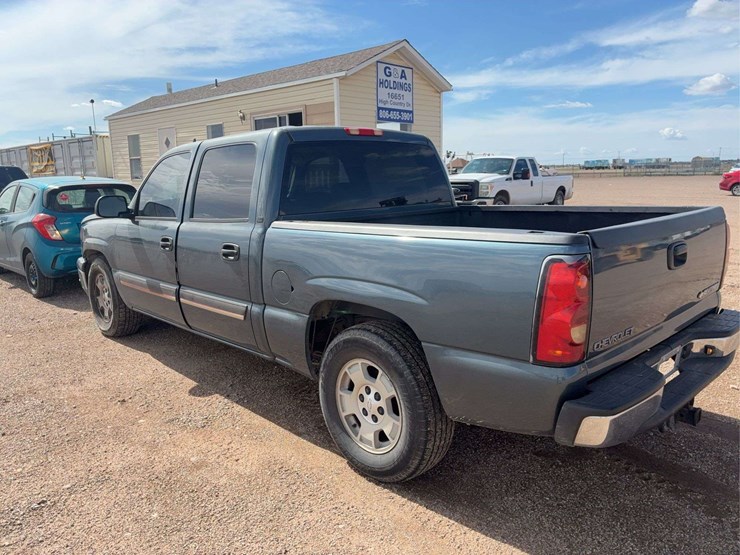 2006-chevrolet-silverado-1500-ls-image-4