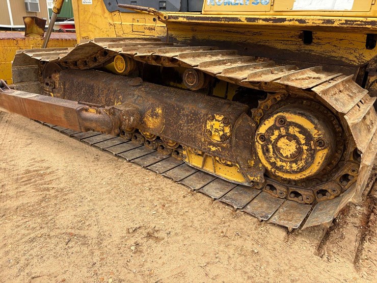2004-komatsu-d65px-image-26