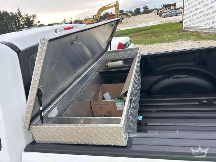 2015-ford-f150-image-16
