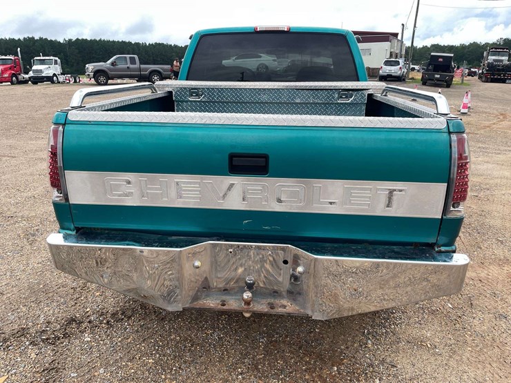 1994-chevrolet-silverado-1500-image-6
