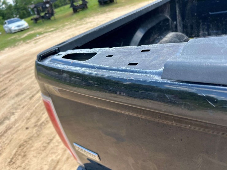 2013-ram-1500-laramie-image-13