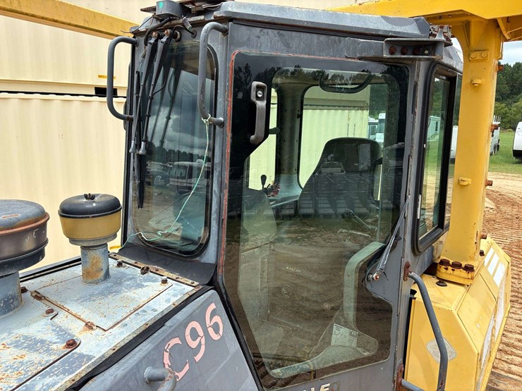 2004-komatsu-d65px-image-17