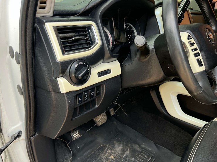 nissan-titan-image-25