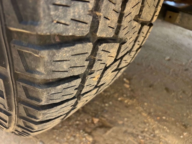2013-ram-1500-laramie-image-17