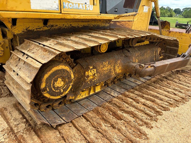 2004-komatsu-d65px-image-33