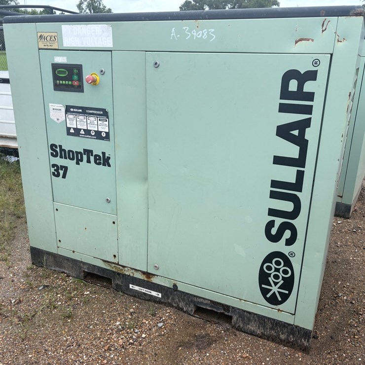 #39083 • SULLAIR SCREW AIR COMPRESSOR | FOR PARTS/REPAIRS