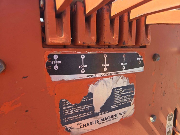 1970-ditch-witch-v30-image-16
