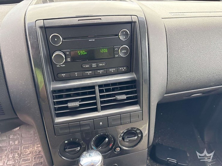 2008-ford-explorer-sport-trac-image-19