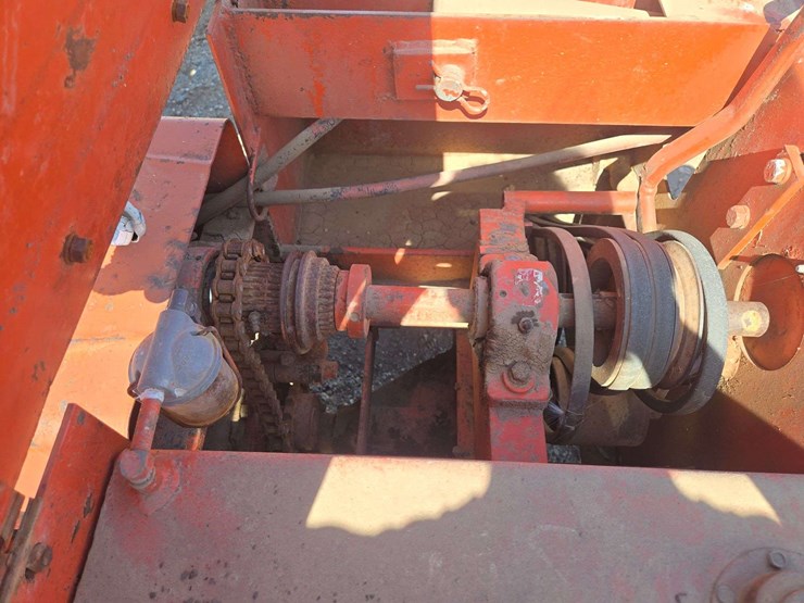 1970-ditch-witch-v30-image-14