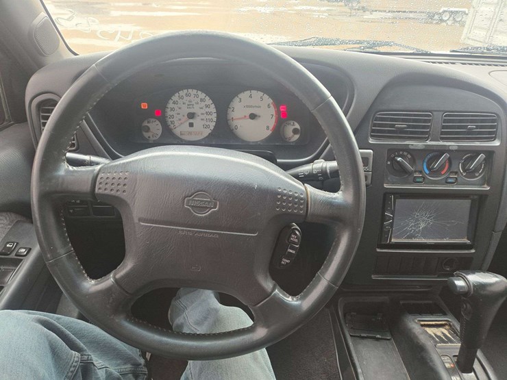 1999-nissan-pathfinder-image-19