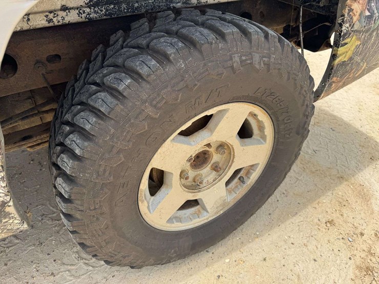 2006-chevrolet-silverado-1500-lt-image-23