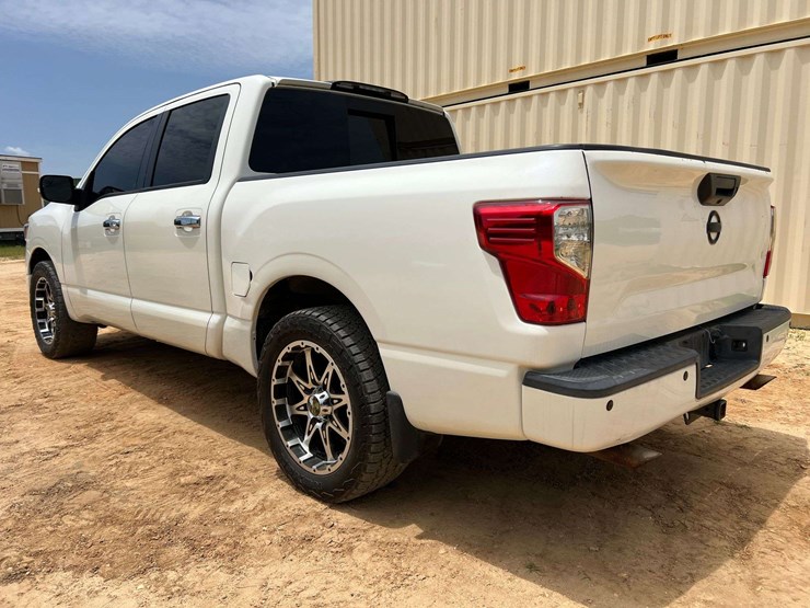 nissan-titan-image-2