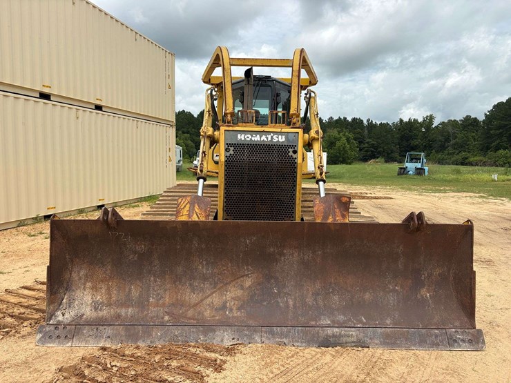 2004-komatsu-d65px-image-5
