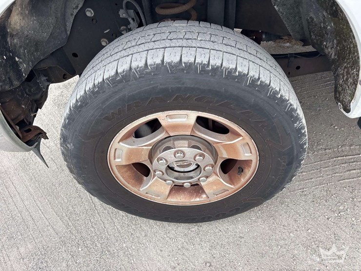 2016-ford-f250-image-25