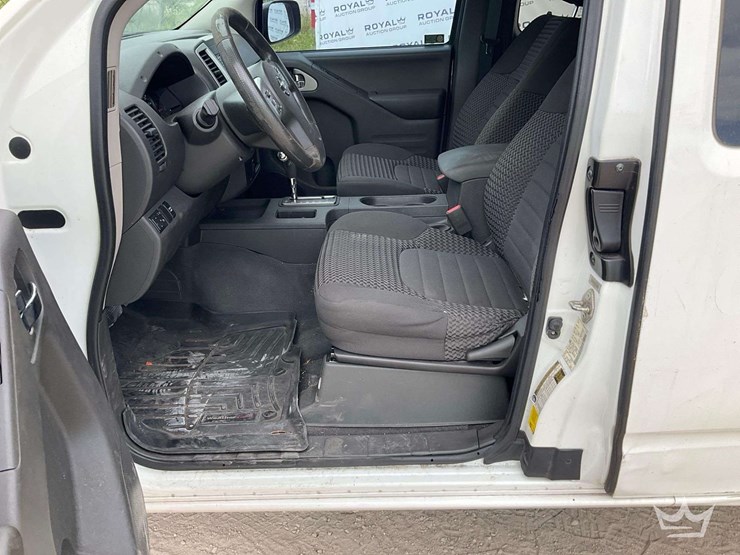 2019-nissan-frontier-image-13