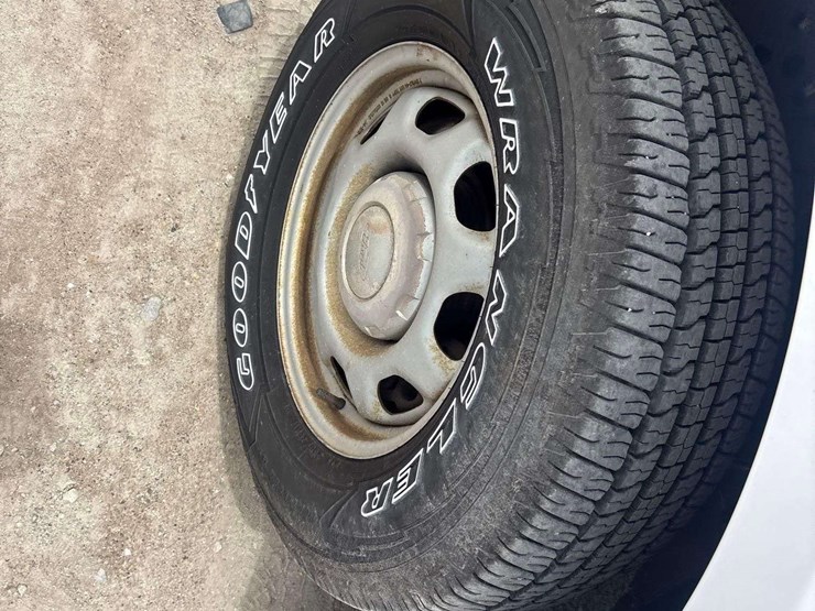 2016-ford-f150-image-22