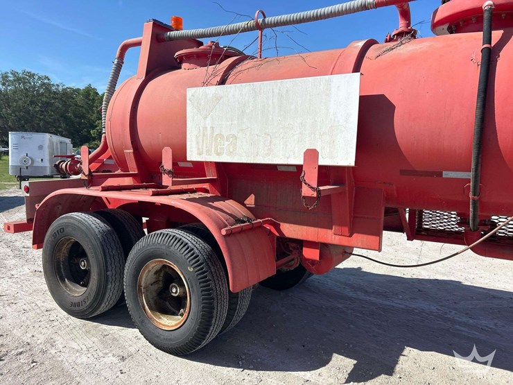 2012-tiger-44ft.-2,000-gallon-t/a-vacuum-tanker-trailer-image-17