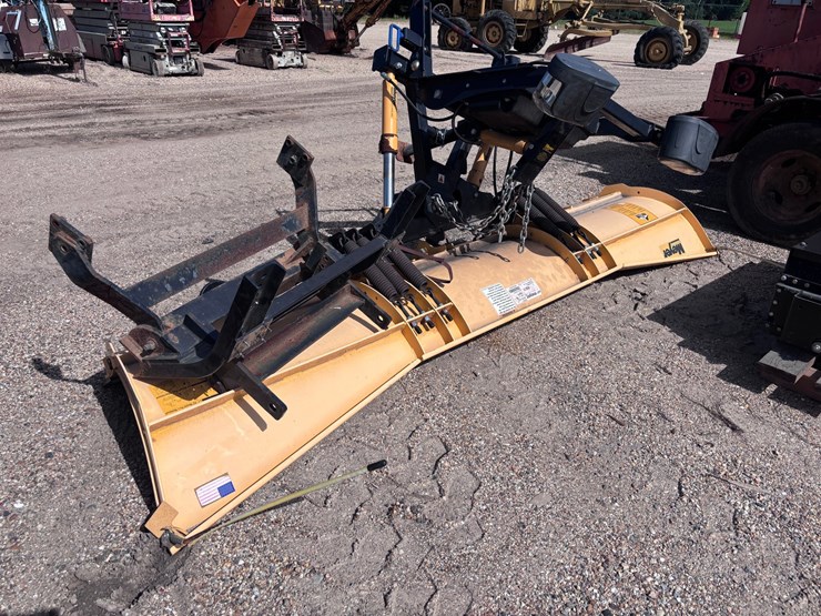 #39235-•-meyer-10ft-electric-snow-plow-image-1