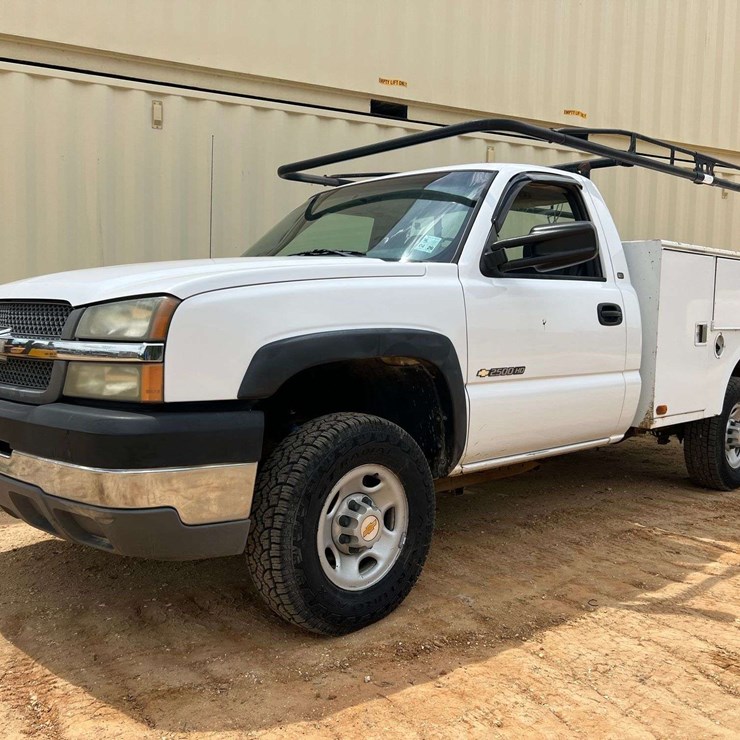 2004 CHEVROLET SILVERADO 2500