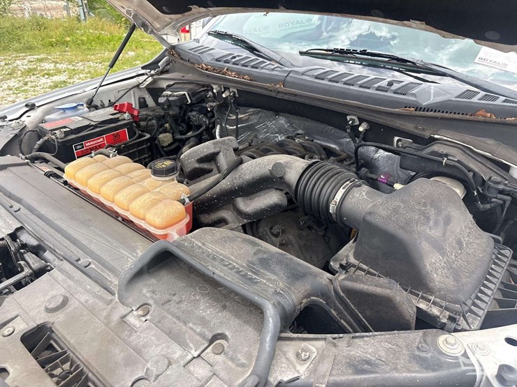 2016-ford-f150-image-9