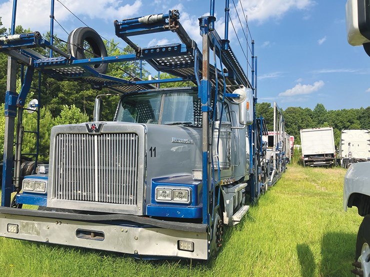 2015-western-star-4900-image-1