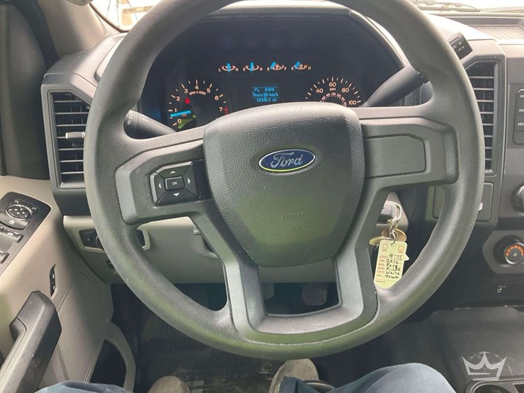2016-ford-f150-image-13