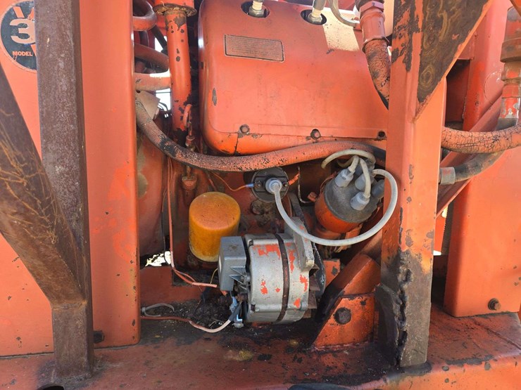 1970-ditch-witch-v30-image-23