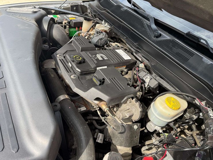 2019-dodge-2500-image-19