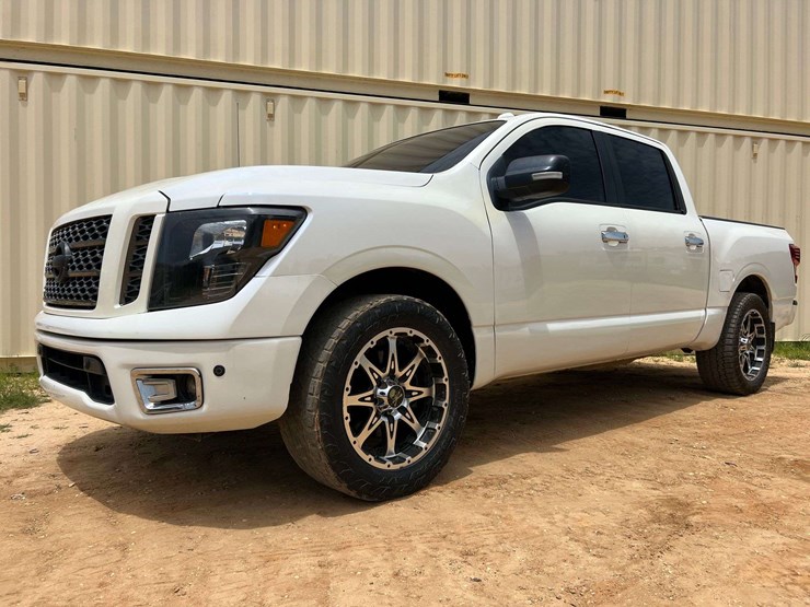 nissan-titan-image-1