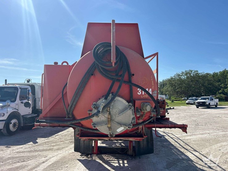2012-tiger-44ft.-2,000-gallon-t/a-vacuum-tanker-trailer-image-19