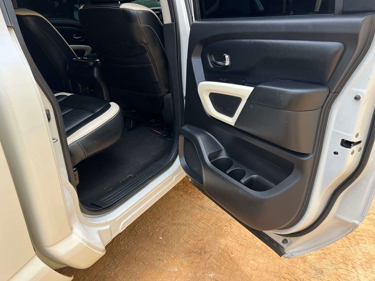 nissan-titan-image-35