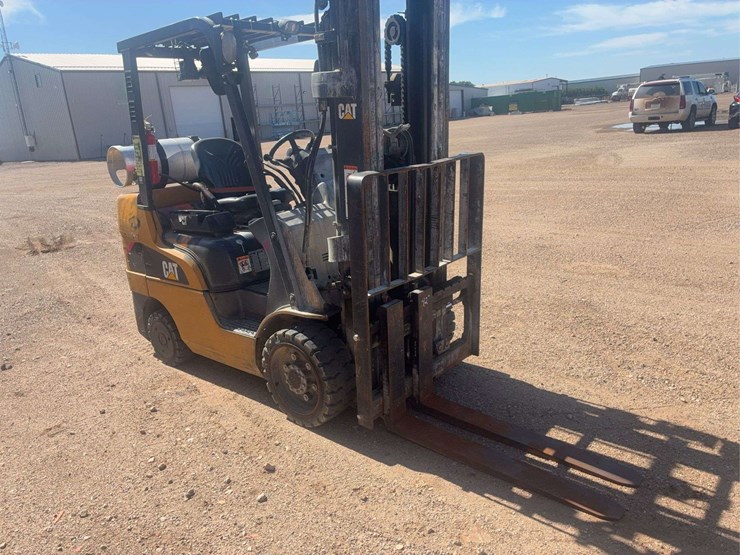caterpillar-2c6000-image-2