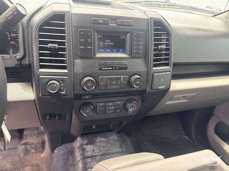 2016-ford-f150-image-17