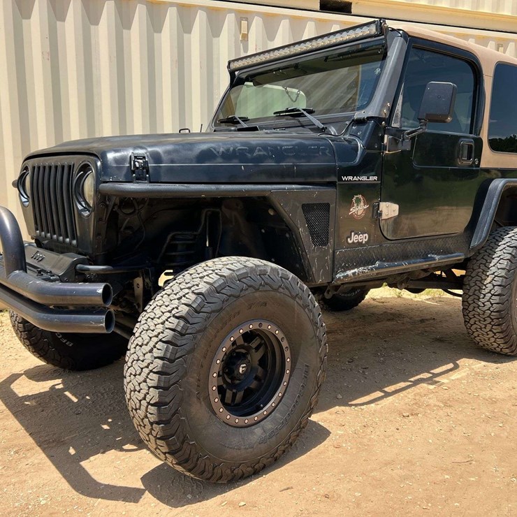2002 JEEP WRANGLER