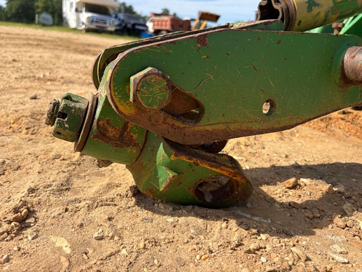 john-deere-18-image-7
