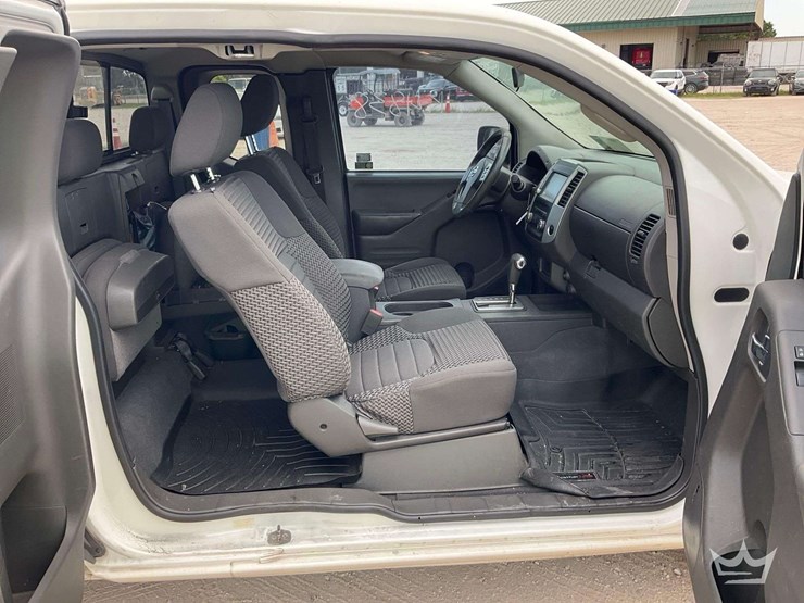 2019-nissan-frontier-image-22